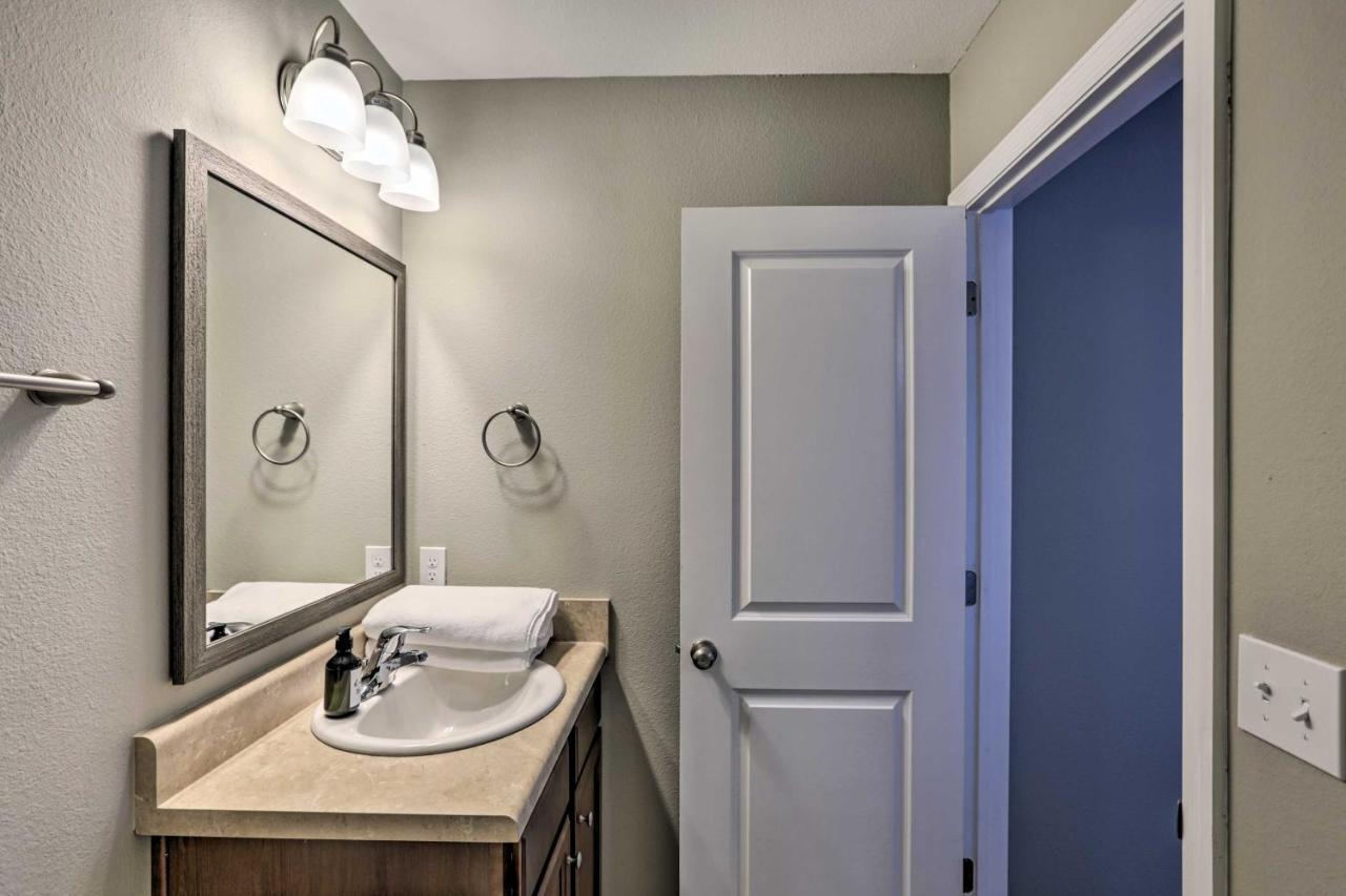 Ideally Located And Elegant Condo With Balcony! 탤러해시 외부 사진